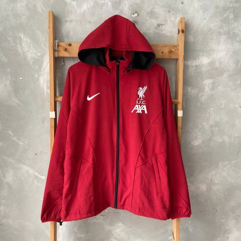 ÁO KHOÁC GIÓ LIVERPOOL ĐỎ ĐÔ 2024