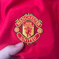 ÁO ĐẤU MANCHESTER UNITED 2000/01 RETRO HÀNG THÁI SÂN NHÀ ĐỎ