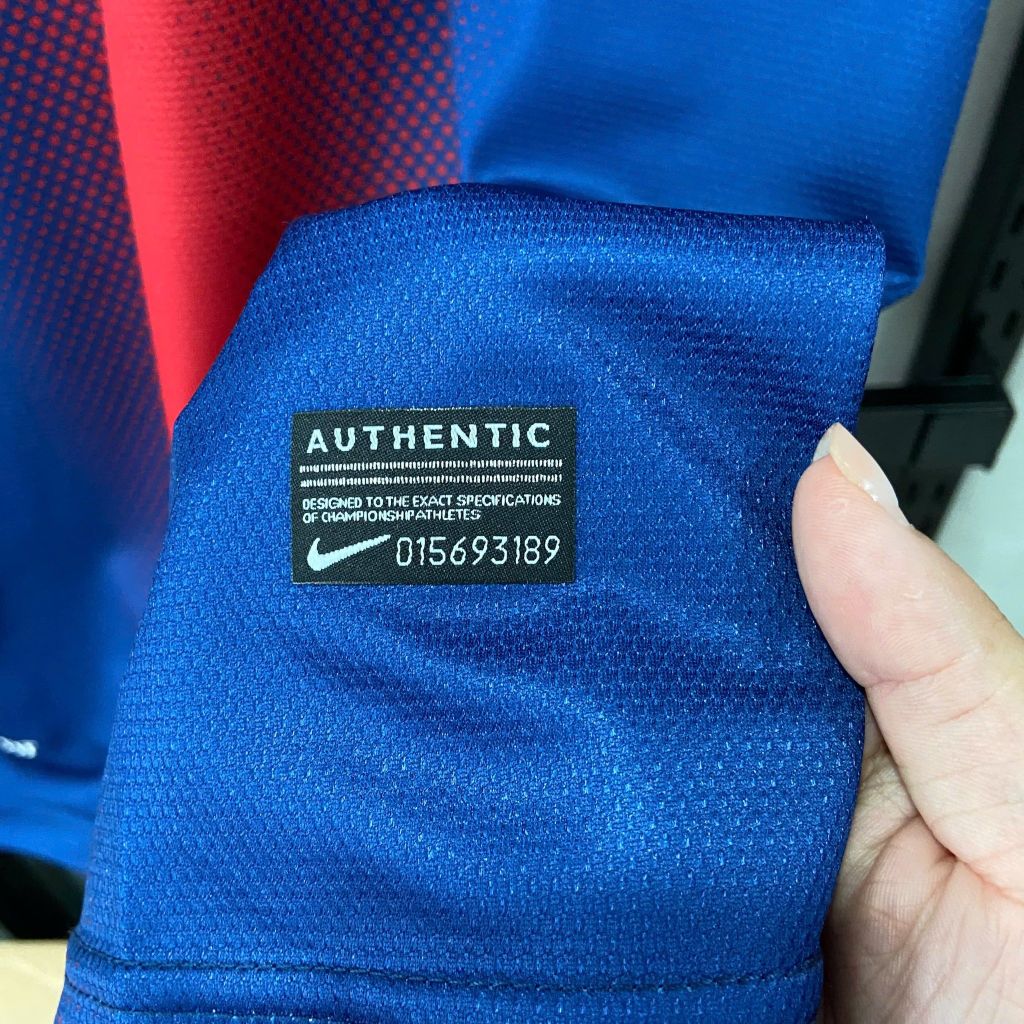 ÁO ĐẤU BARCELONA 2012/13 RETRO HÀNG THÁI SÂN NHÀ ĐỎ PHỐI XANH
