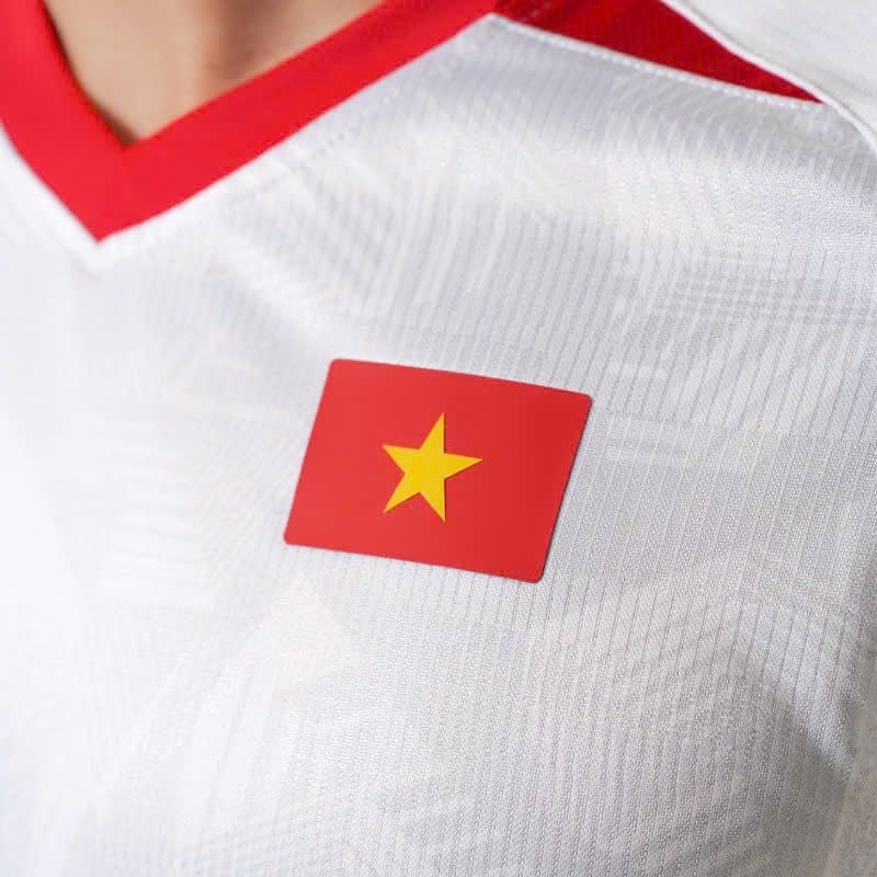 ÁO BÓNG ĐÁ ĐỘI TUYỂN VIỆT NAM 2025 SÂN KHÁCH BẢN PLAYER CHÍNH HÃNG