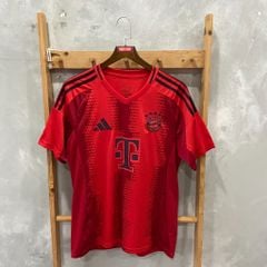 ÁO ĐẤU BAYERN MUNICH 2024/25 HÀNG THÁI SÂN NHÀ ĐỎ FAN