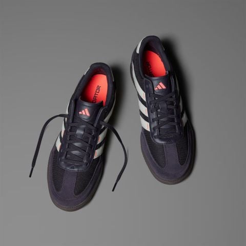 GIÀY ĐÁ BÓNG INDOOR PREDATOR FREESTYLE AURORA BLACK IF6308