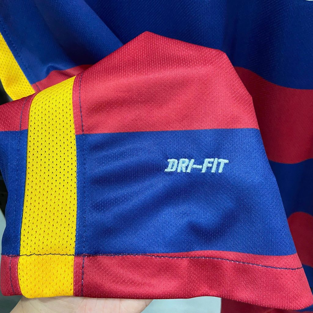 ÁO ĐẤU BARCELONA 2015/16 RETRO HÀNG THÁI SÂN NHÀ ĐỎ PHỐI XANH