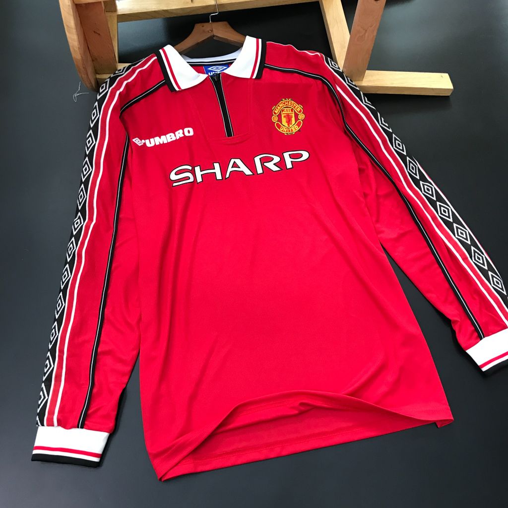 ÁO ĐẤU MANCHESTER UNITED 1998/99 RETRO HÀNG THÁI SÂN NHÀ ĐỎ TAY DÀI IN LOGO NHA & BECKHAM #7