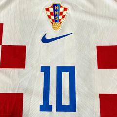 ÁO BÓNG ĐÁ TUYỂN CROATIA 2022/23 CHÍNH HÃNG SÂN NHÀ PLAYER MODRIC #10 - M (ÂU) - DN0621-100