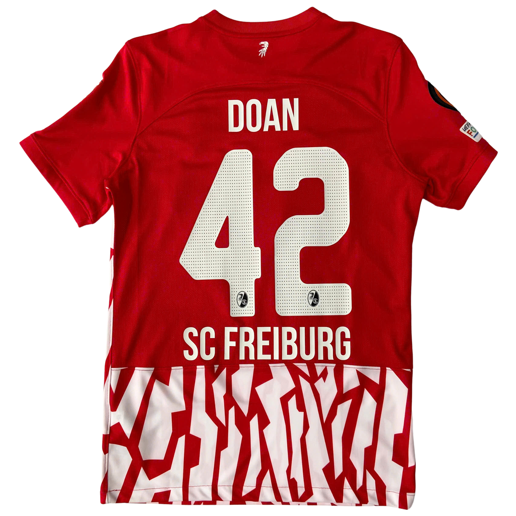 ÁO BÓNG ĐÁ SC FREIBURG 2023/24 CHÍNH HÃNG SÂN NHÀ FAN DOAN #42 - M (ÂU)