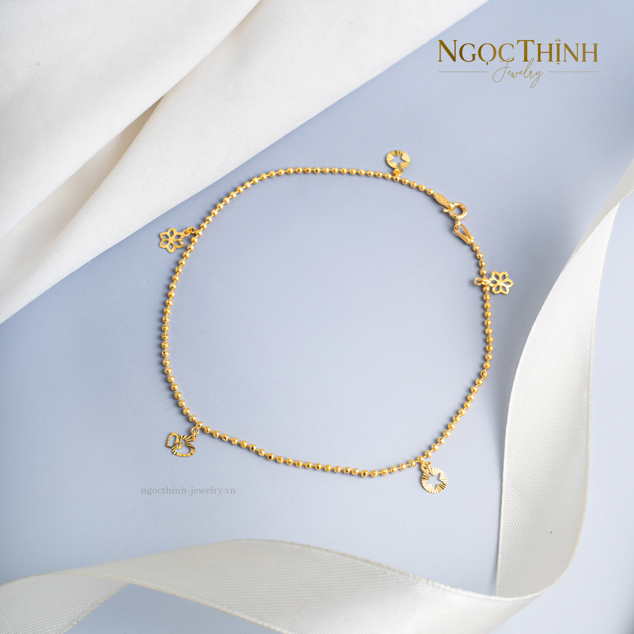 Lắc chân nữ