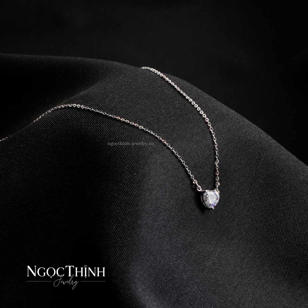 Dây chuyền liền mặt