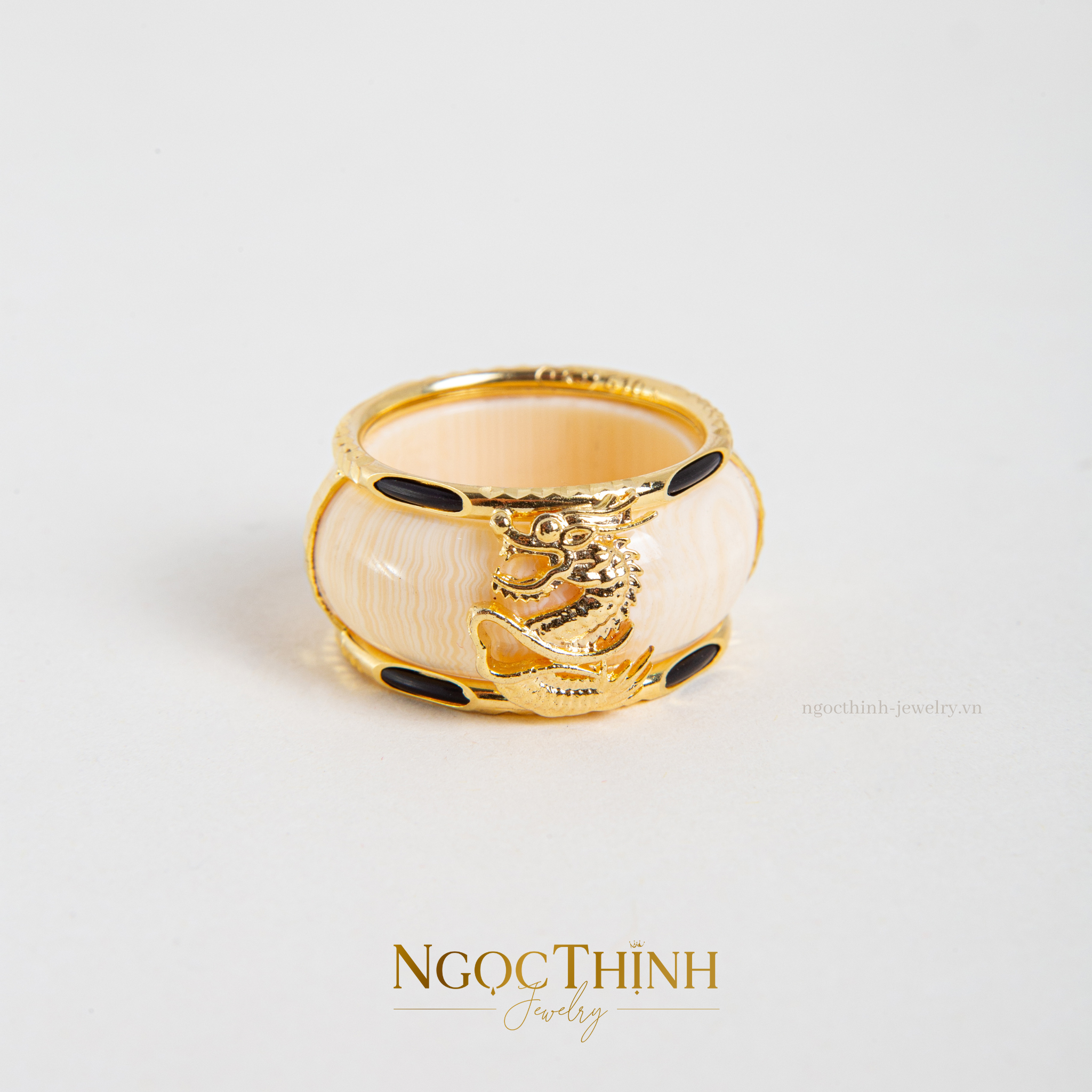 NHẪN NAM