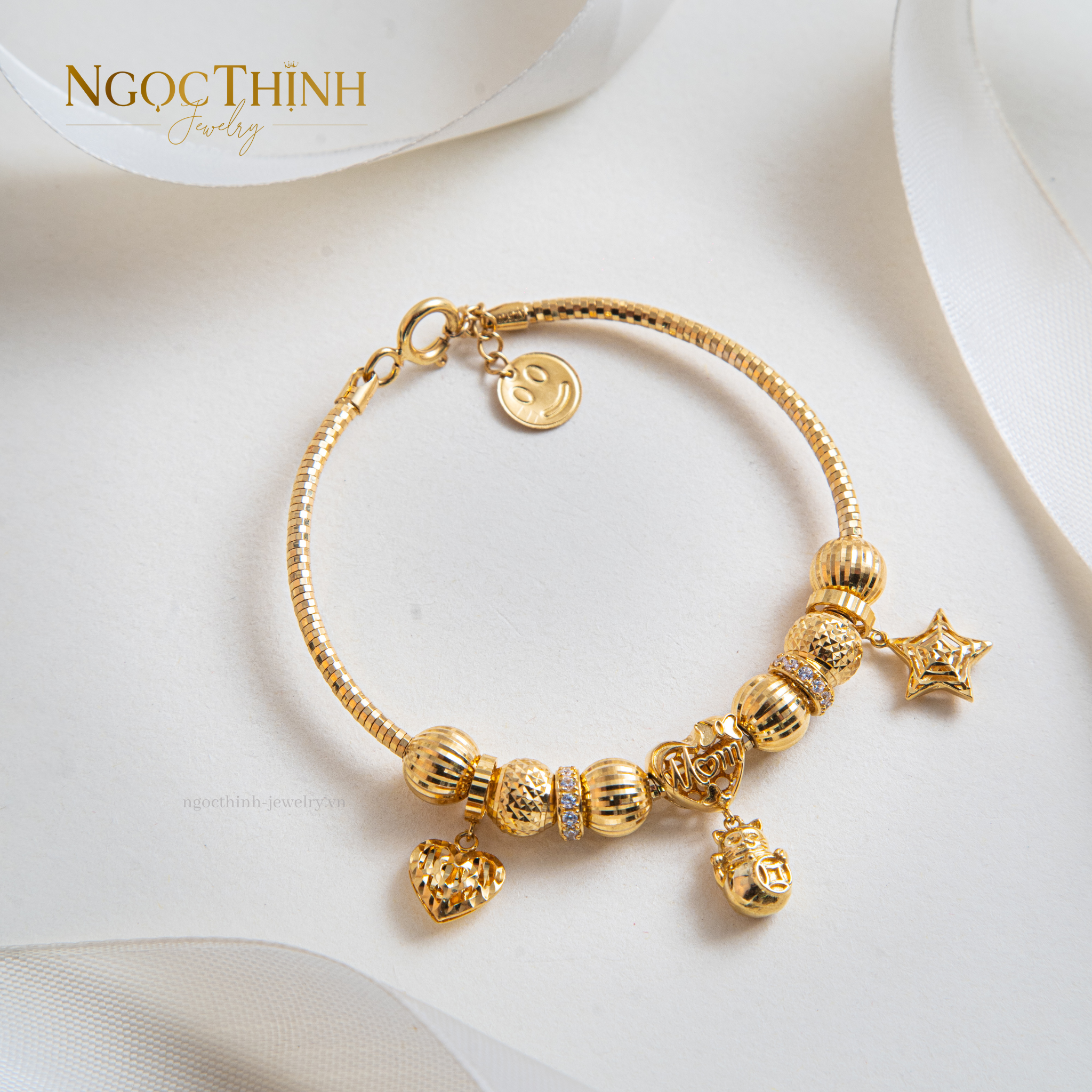 Lắc tay nữ