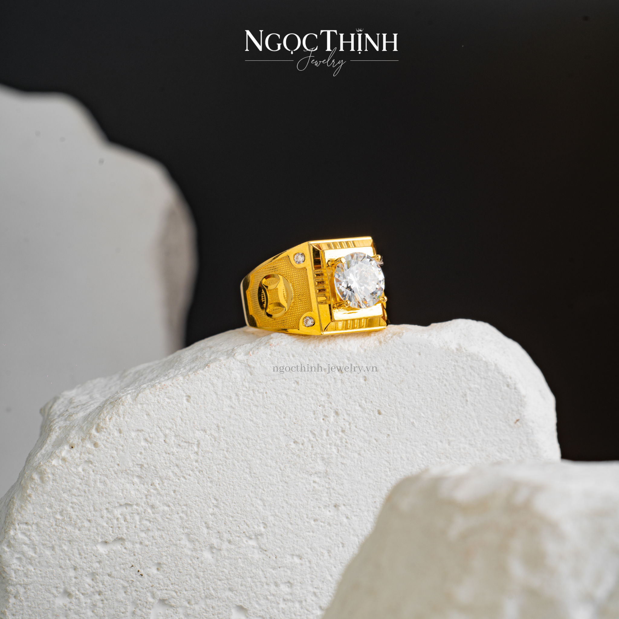 NHẪN NAM