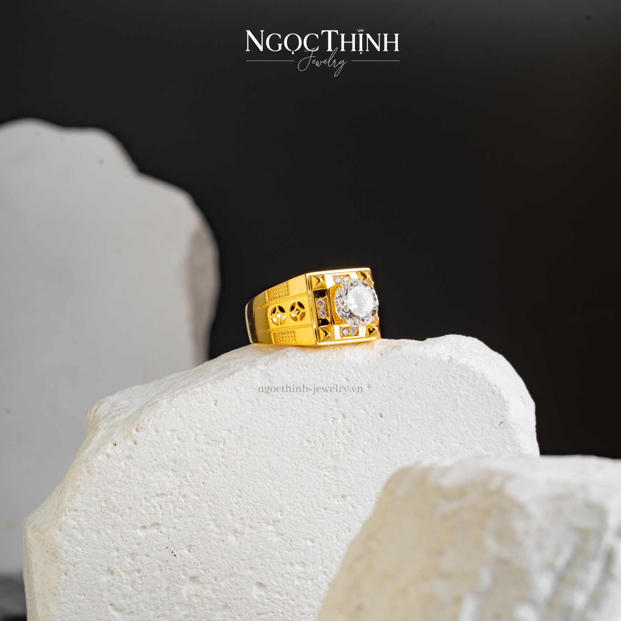 NHẪN NAM