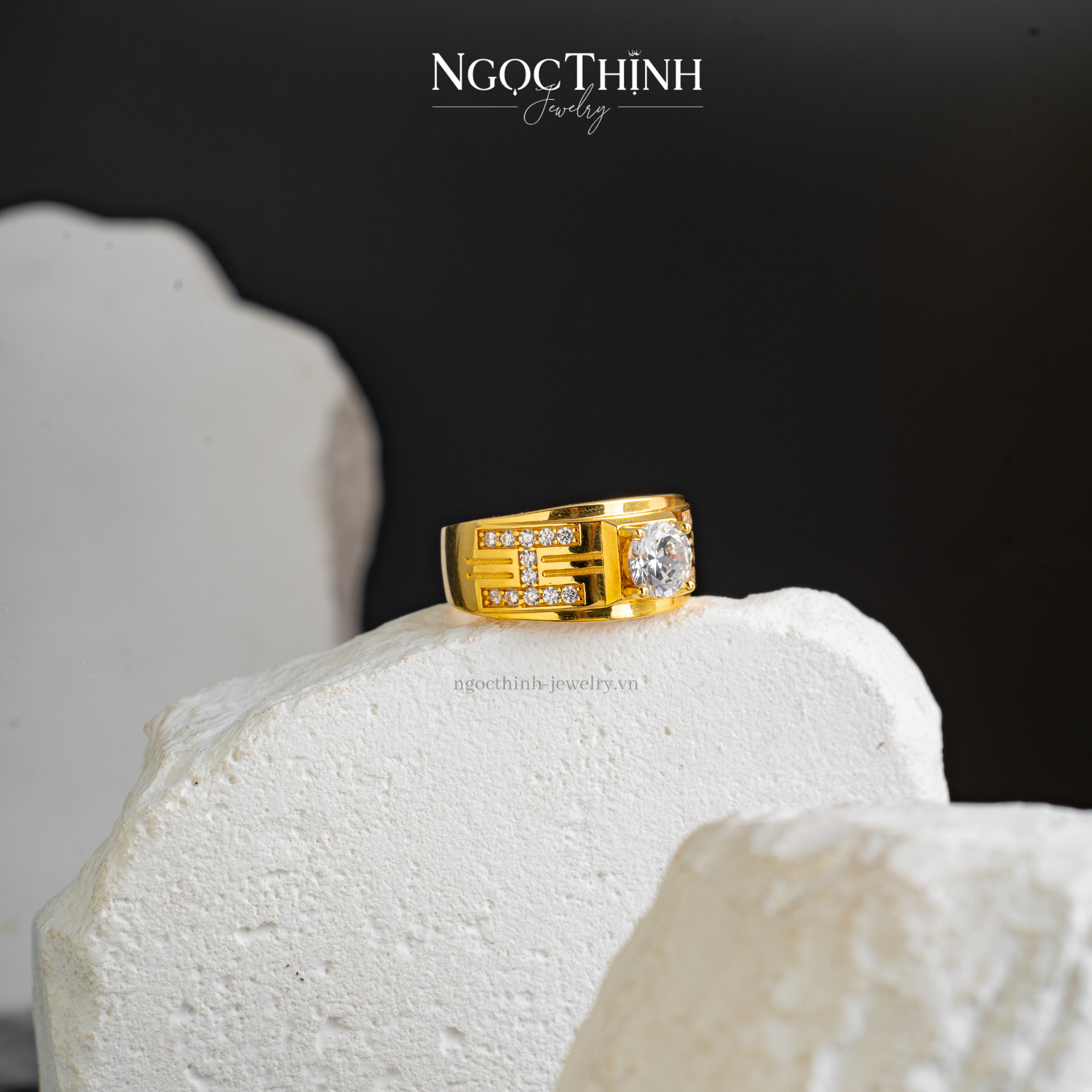 NHẪN NAM