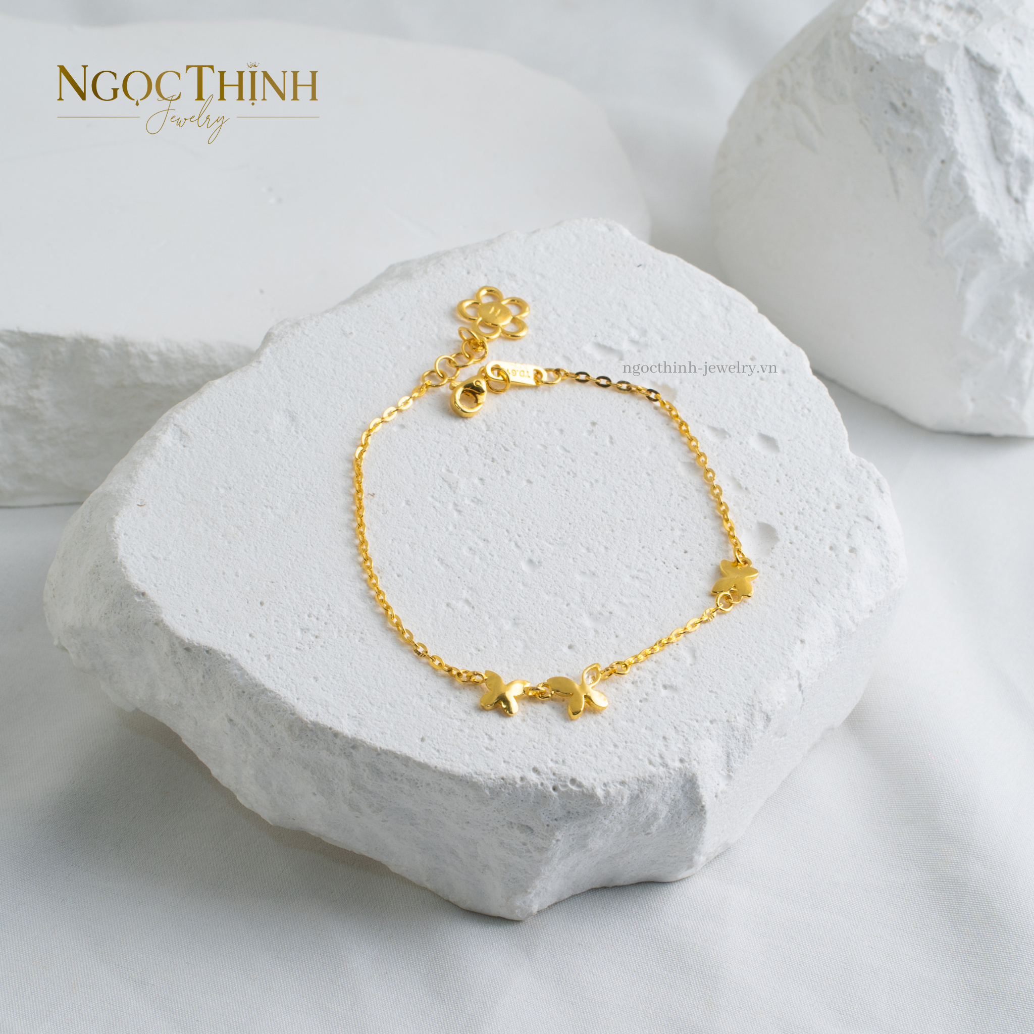 Lắc tay nữ