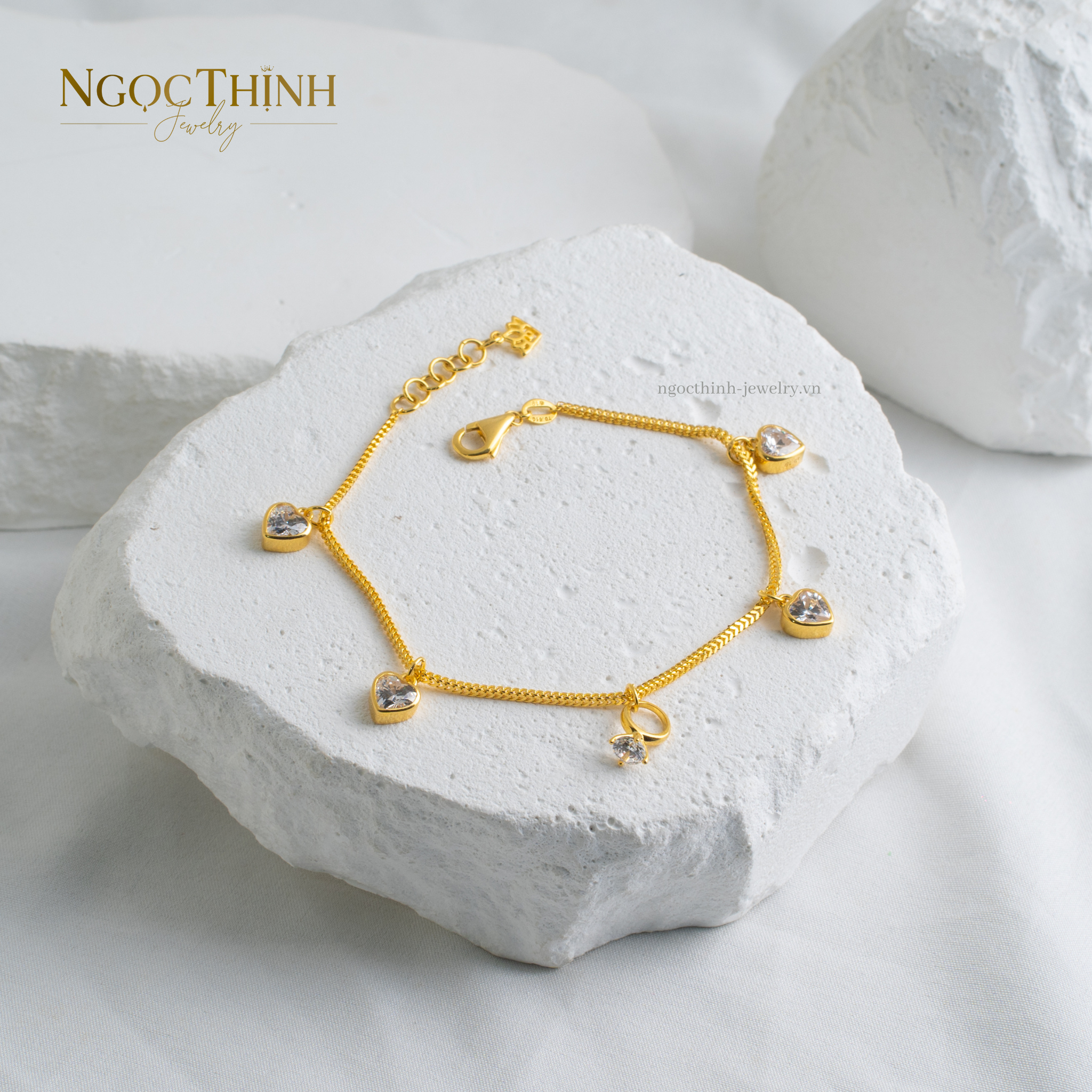 Lắc tay nữ