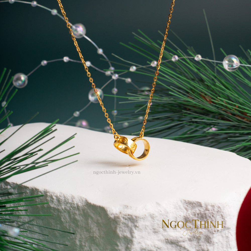 Dây chuyền liền mặt