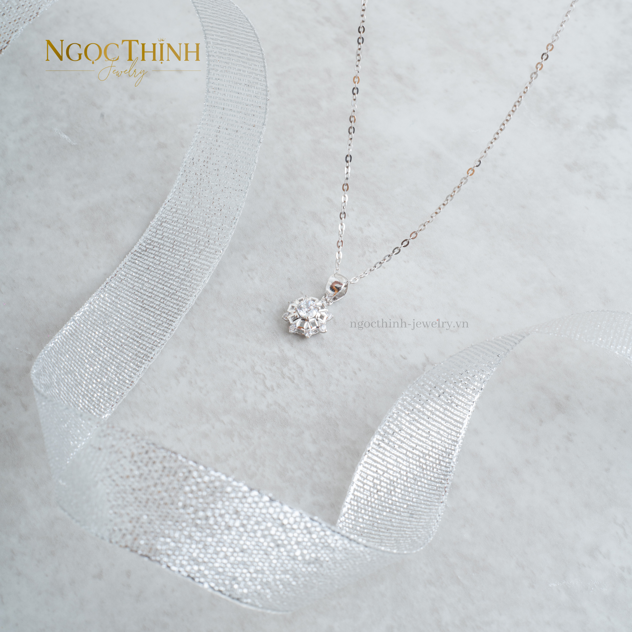 Mặt dây
