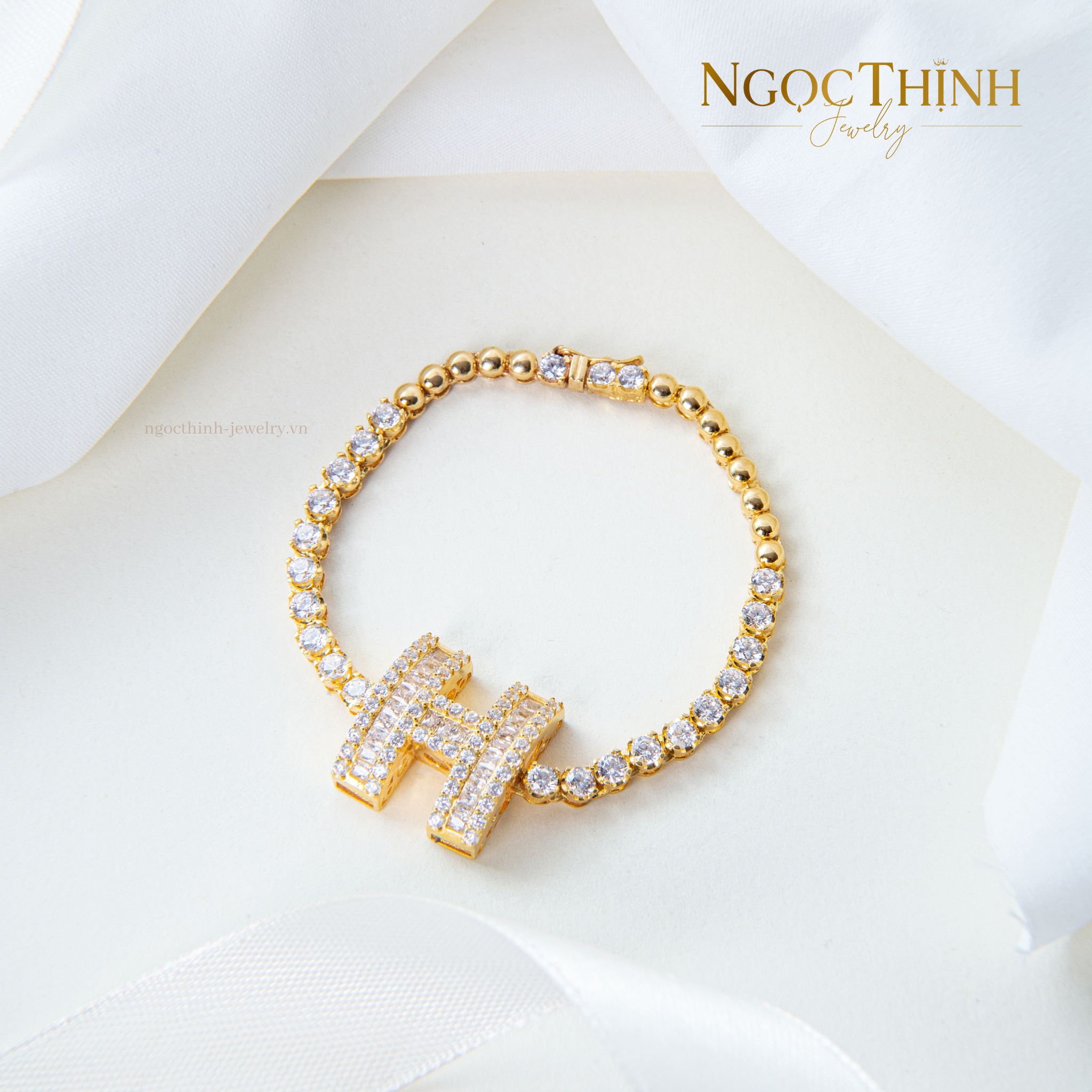 Lắc tay nữ