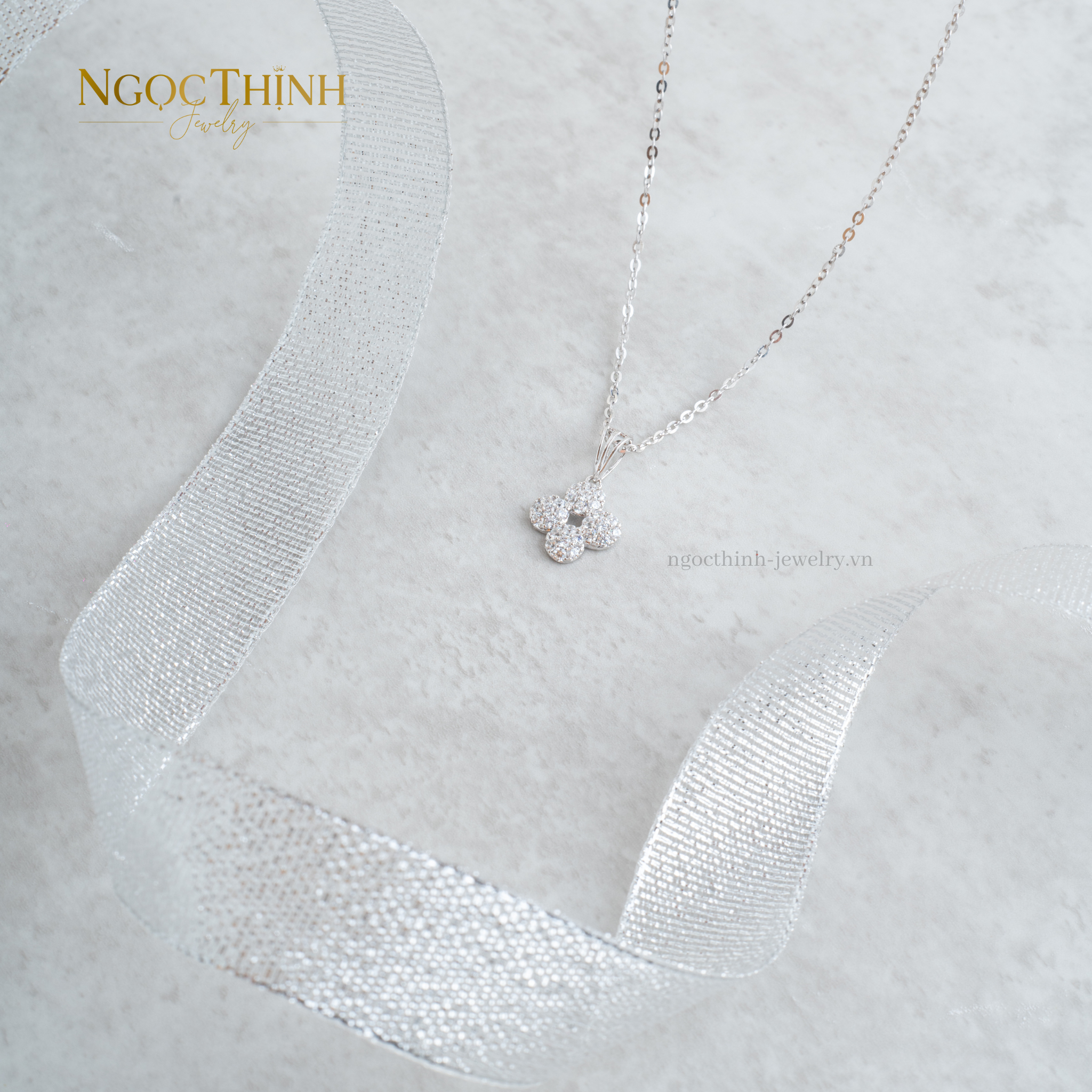 Mặt dây