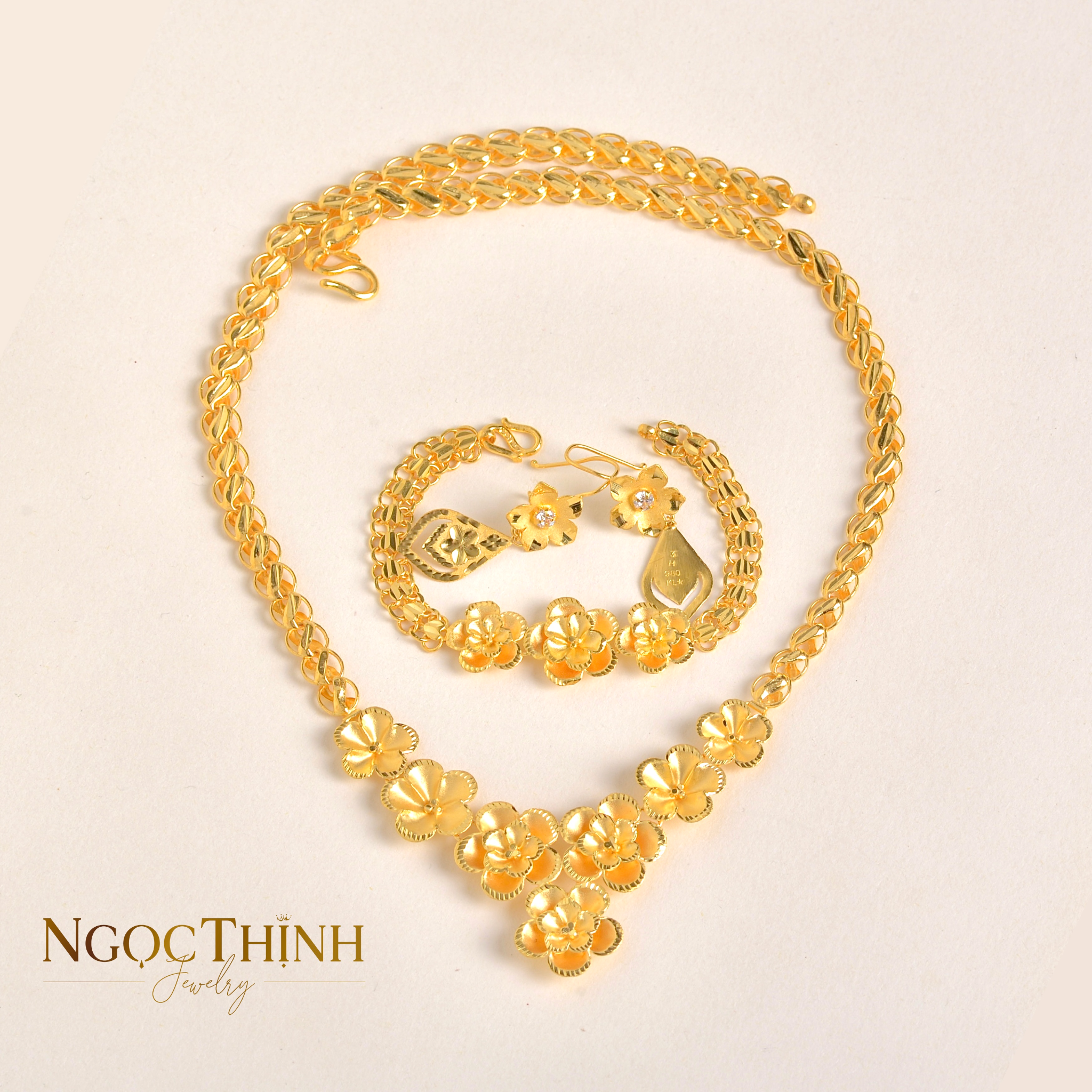 Bộ trang sức cưới