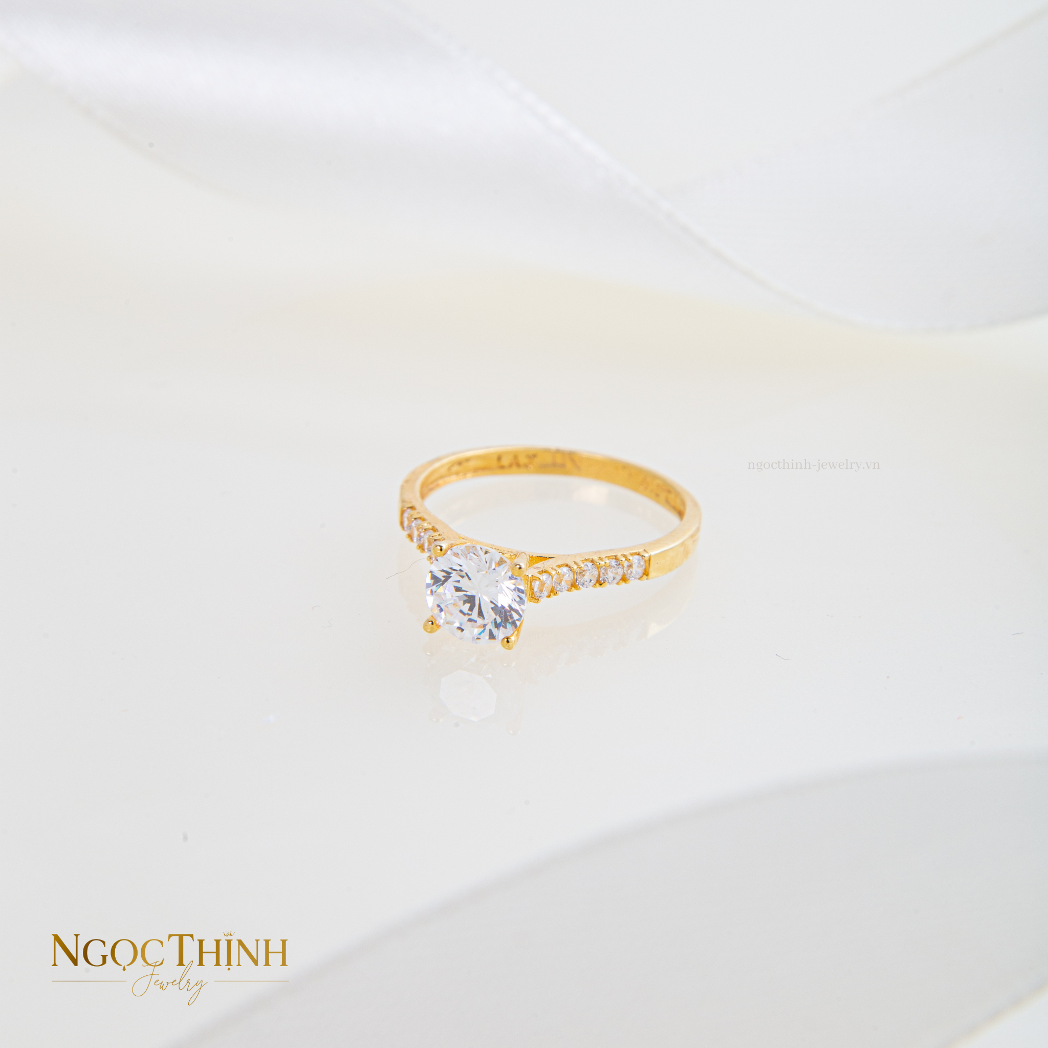 Nhẫn nữ Cz