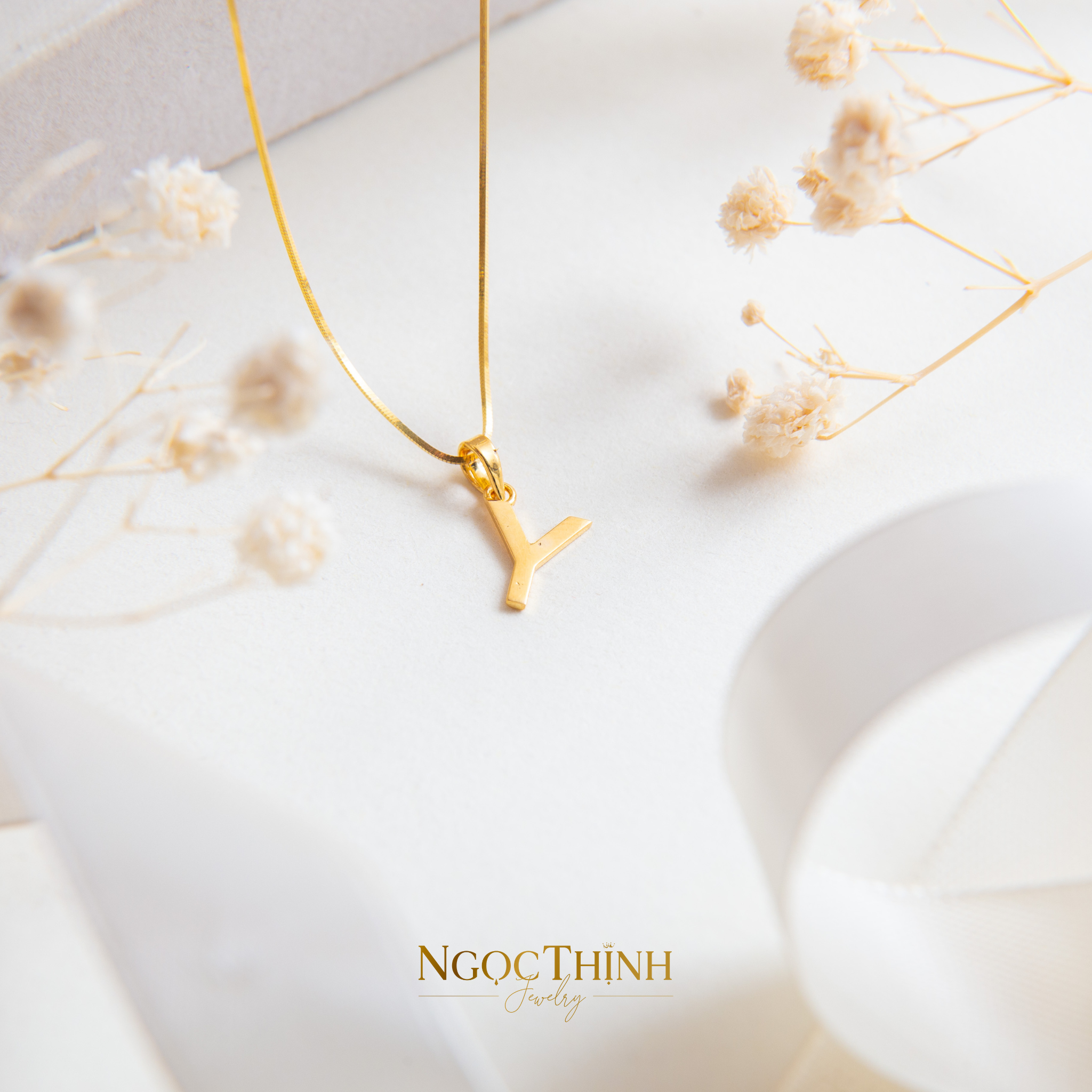 Mặt dây chữ Y