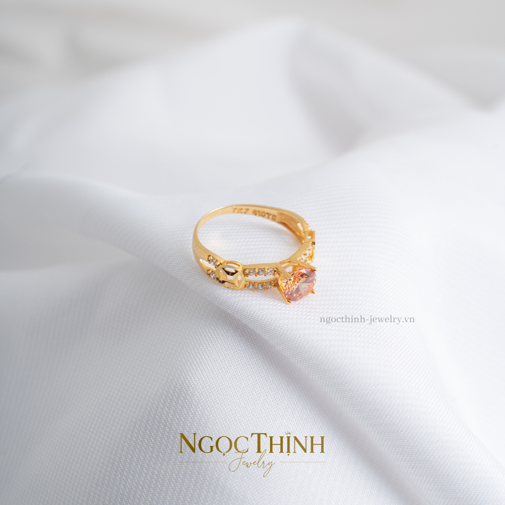 Nhẫn Nữ