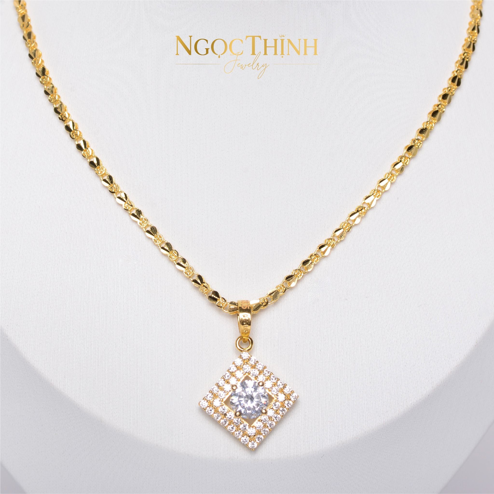 Mặt dây chuyền CZ