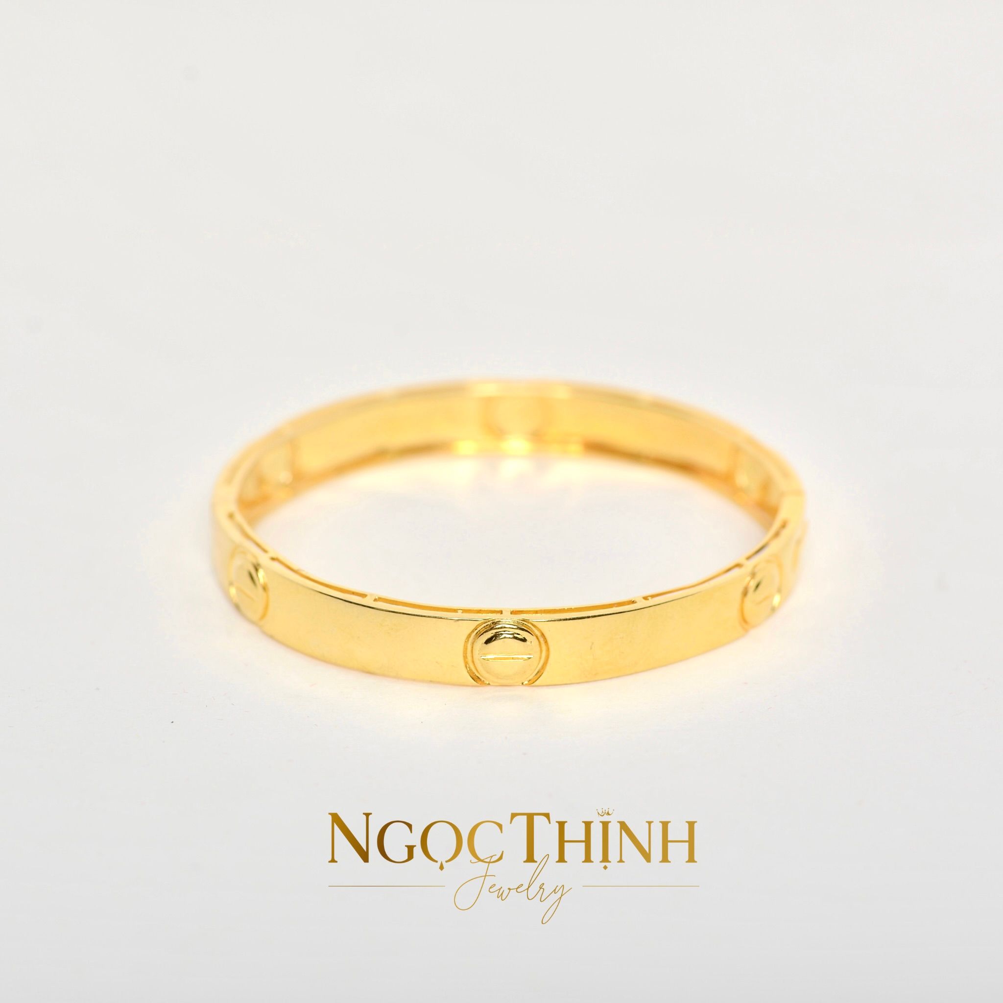 Vòng tay Bangle