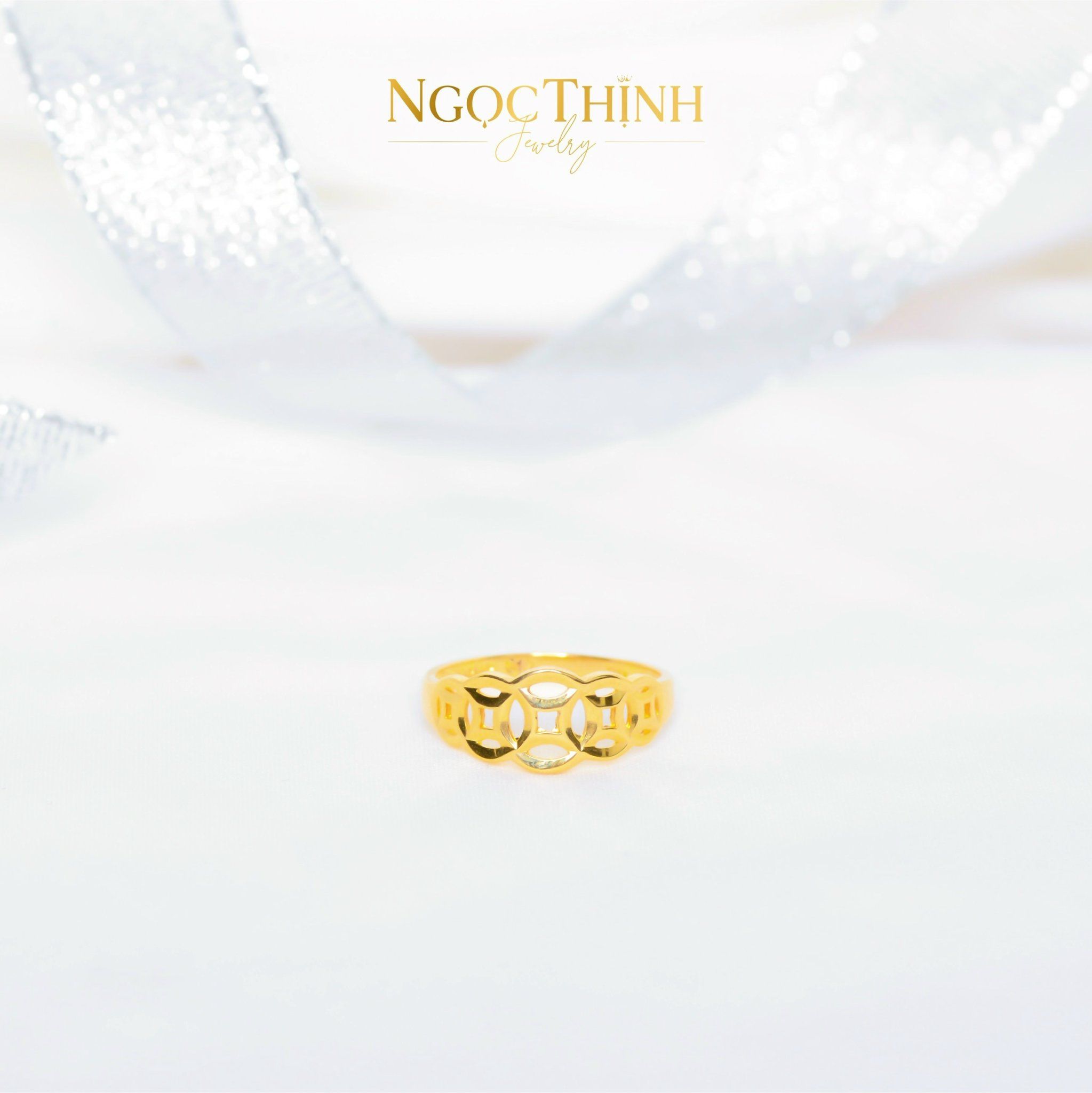 Nhẫn Kim Tiền