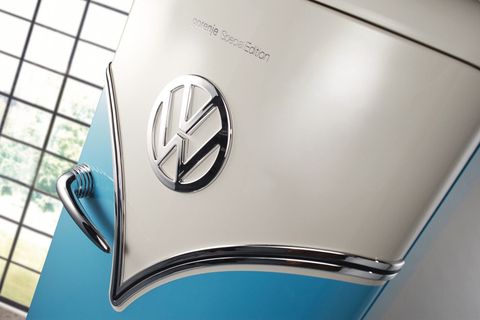 Tủ lạnh GORENJE RETRO OBRB153BL