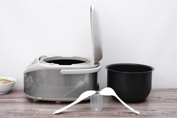 Nồi cơm điện cao tần Tiger 1.8 lít JKW-A18W