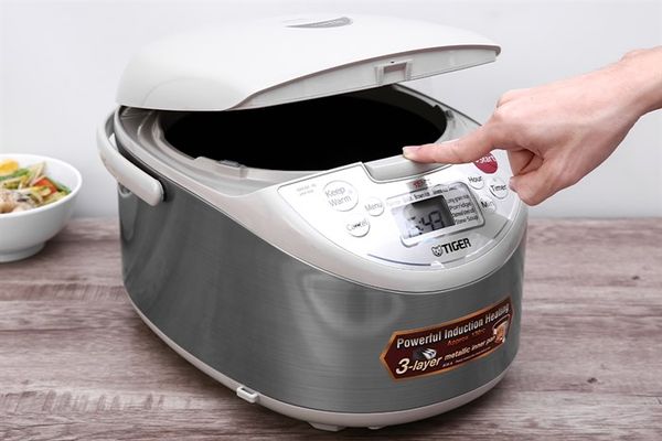 Nồi cơm điện cao tần Tiger 1.8 lít JKW-A18W