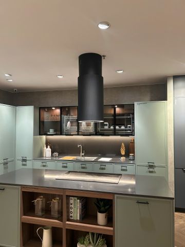 Máy hút mùi đảo Malloca Monoblack K-382B