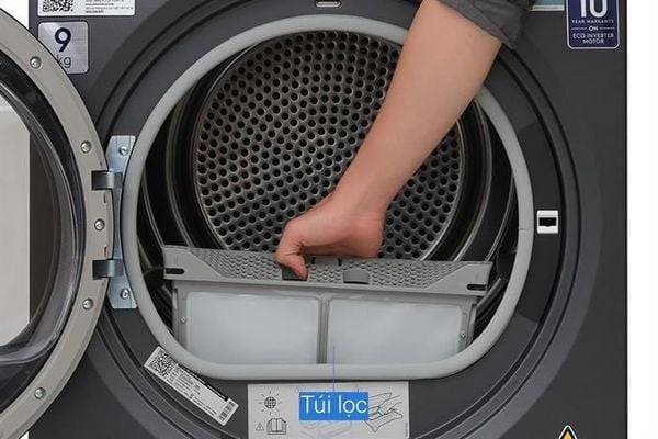 Máy sấy bơm nhiệt Electrolux UltimateCare 9 kg EDH903R7SC