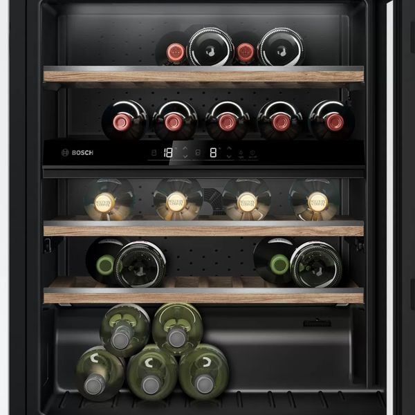 Tủ Rượu Vang Bosch 44 Chai KUW21AHG0 Serie 6