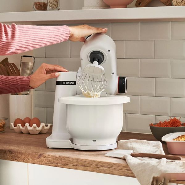 Máy trộn bột Bosch MUMS2AW00