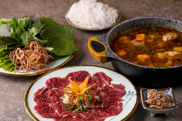  Lẩu riêu cua bắp bò sườn sụn (phần) 