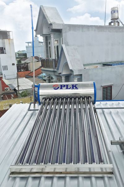 Máy Nước Nóng Năng Lượng Mặt Trời PLK 220 lít