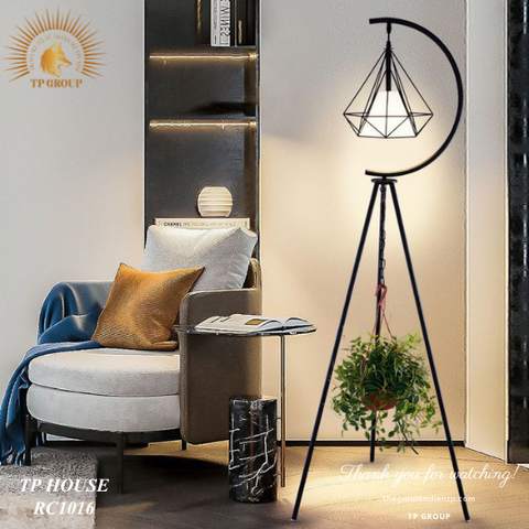 ĐÈN CÂY 3 CHÂN CHAO KIM CƯƠNG ĐỘC ĐÁO RC1016