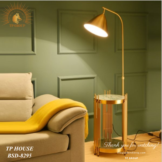 ĐÈN SÀN HIỆN ĐẠI TÍCH HỢP SẠC ĐIỆN THOẠI BSD-8295