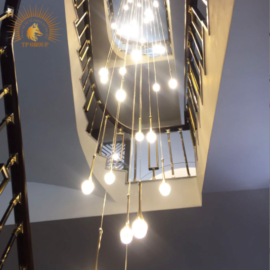 ĐÈN THẢ PHA LÊ GIỌT NƯỚC THÔNG TẦNG CAO CẤP P8231