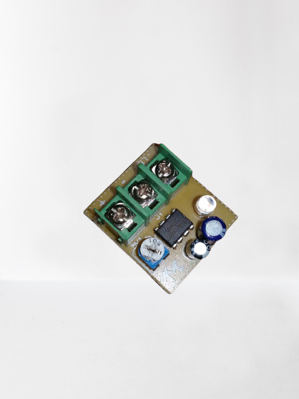 Mạch khiển Led Chớp Tắt 5-12V