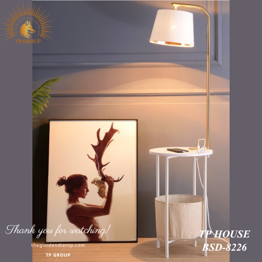 ĐÈN CÂY ĐỨNG TÍCH HỢP SẠC ĐIỆN THOẠI BSD-8226