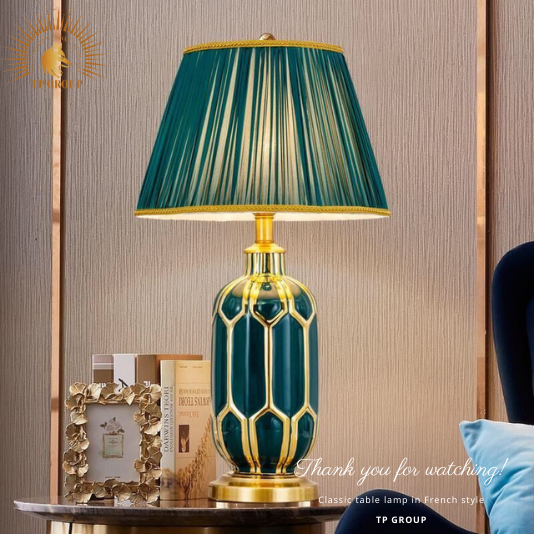 ĐÈN BÀN TRANG TRÍ CDB-6789X