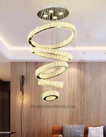 Đèn thả pha lê 5 tầng