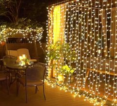 Dây LED rũ xuống trang trí