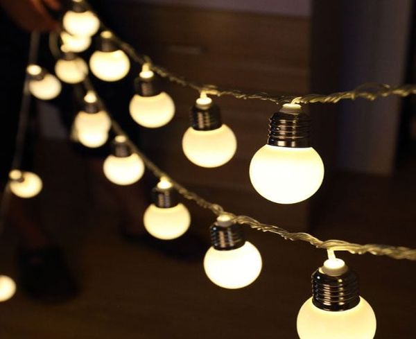 Đèn chớp bi bóng lớn 4m 20 bóng