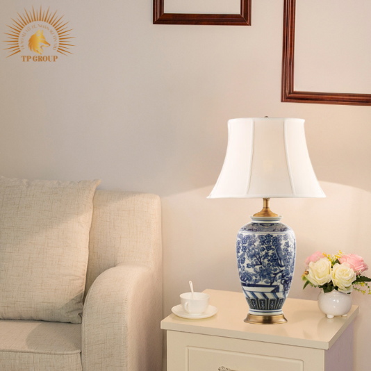 ĐÈN BÀN L563VRG-KT9002