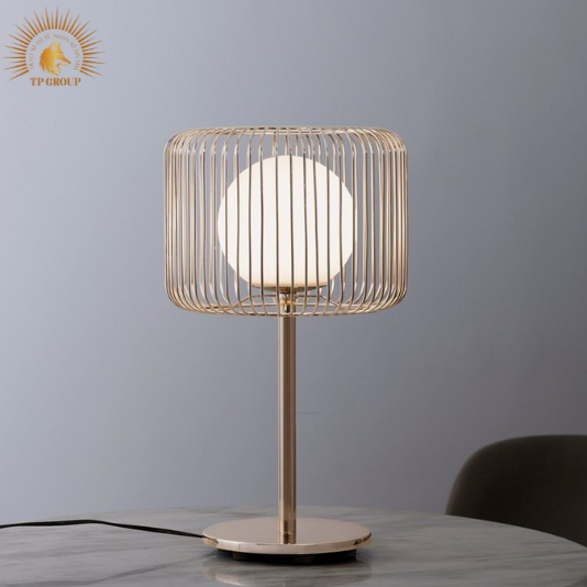 ĐÈN BÀN TRANG TRÍ CAO CẤP T573 VRG-DB573